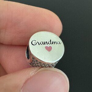 Pandora Grandma Exclusive Charm